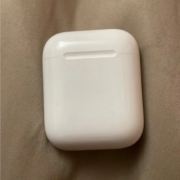 AirPods (2nd generation)